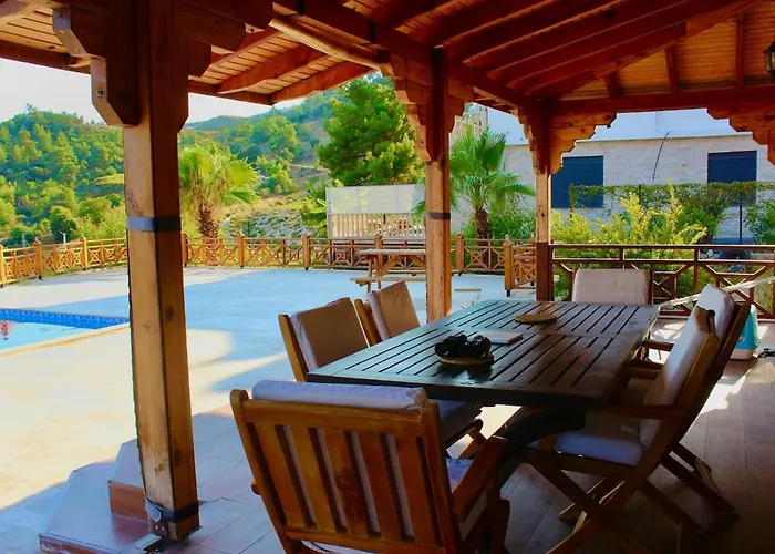 The Vista Village Villa *